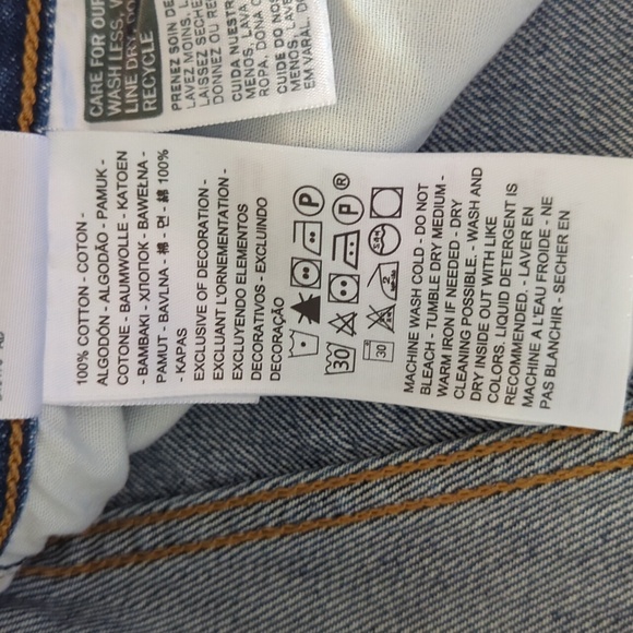 Levi's Premium 100% Cotton Wedgie Jeans in Market Stance - Picture 14 of 15